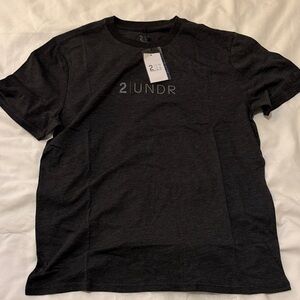 2Undr Men's Black Workout T-Shirt